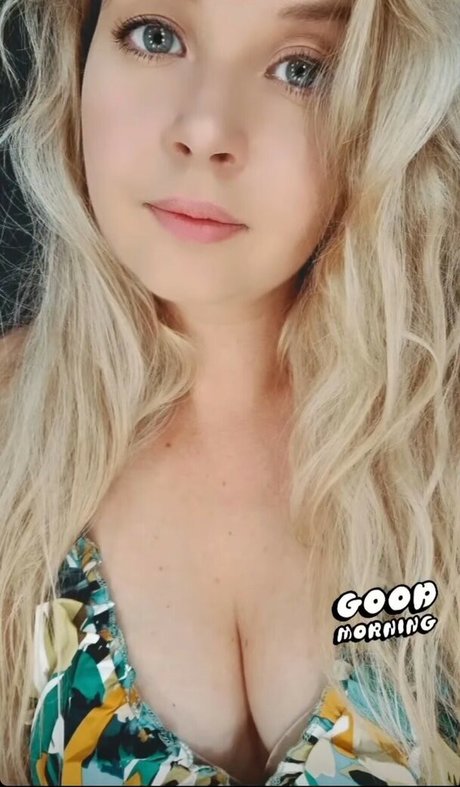 horny teen onlyfans erotic picture