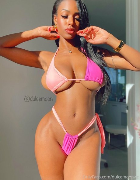 dulcemoon star erotic picture