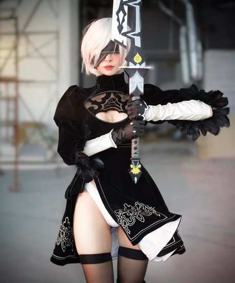 cathrynli model free photo