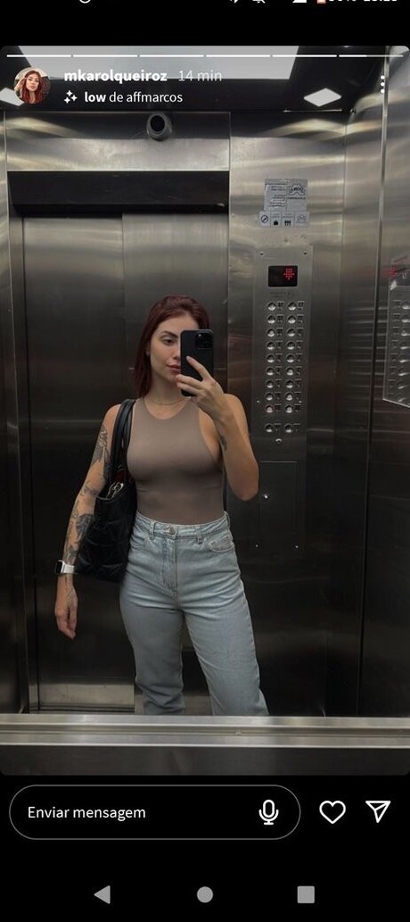 Karol Queiroz model art images