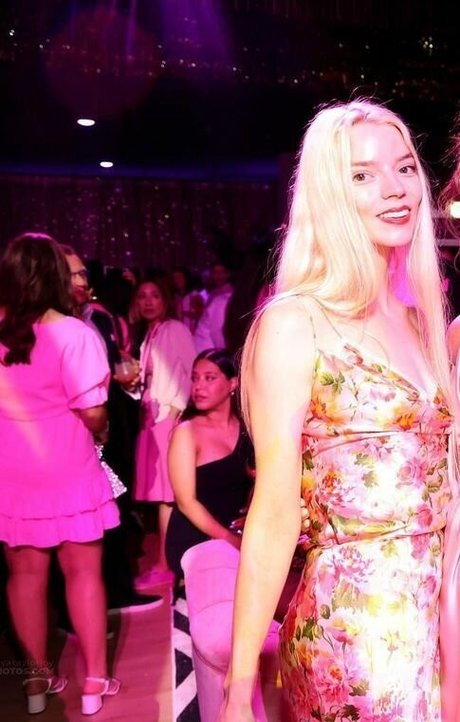 bikini fuck onlyfans exclusive pic