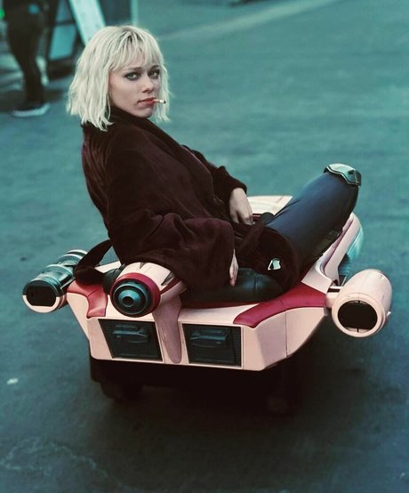 Ivanna Sakhno pornstar perfect photos