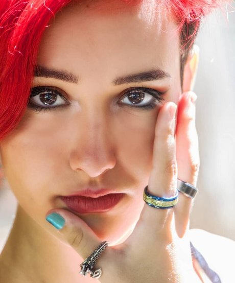 moms onlyfans beautiful naked photo