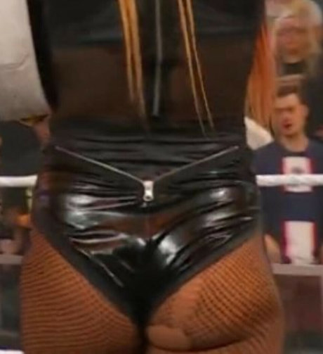 Becky Lynch nice actress pics