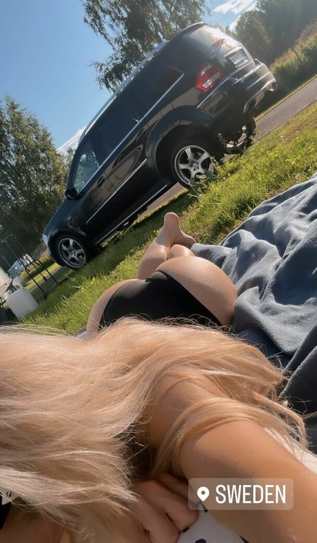 Trine Petronella nice star images