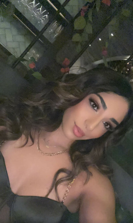 Mary Noura perfect star img