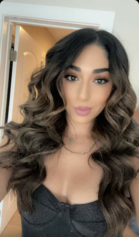 Mary Noura pornographic model photo