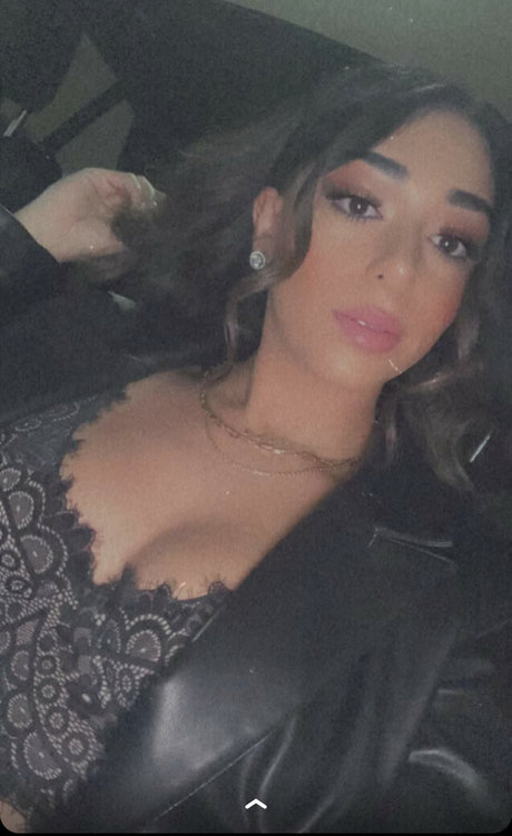 Mary Noura free star pictures