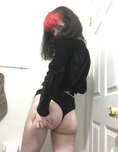 brattymaddie666 pornstar naked img