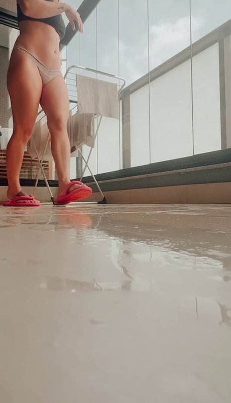 black female onlyfans top img