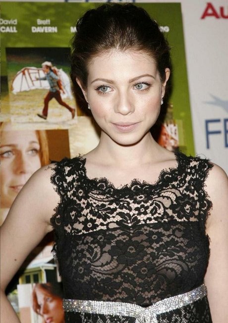Michelle Trachtenberg hot pornstar pics