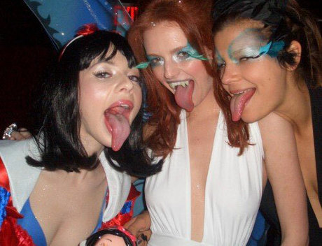 Michelle Trachtenberg best star pics