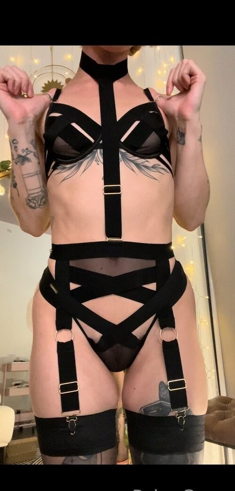 paigecams model nudes galleries