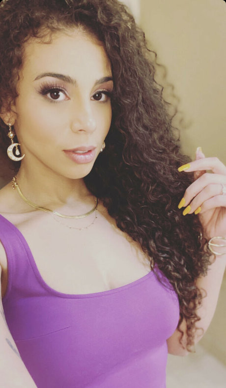 Samantha Irvin top pornstar pics