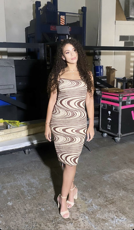 Samantha Irvin star sex pic