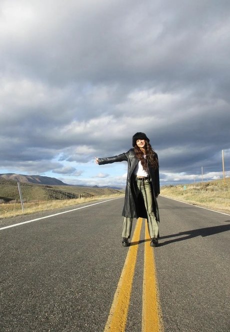 indian milf onlyfans art naked picture