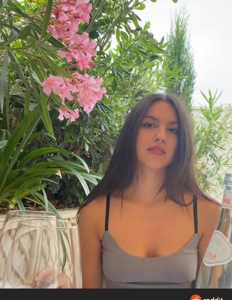 Olivia Rodrigo pornstar nudes gallery