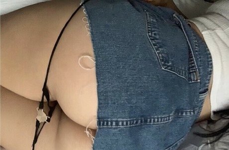 Corbxnxx erotic pornstar img