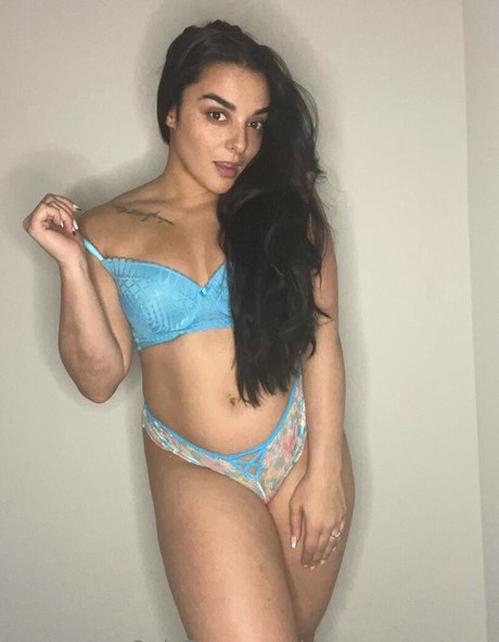 Deonna Purrazzo beautiful actress gallery
