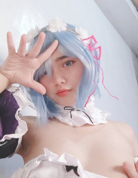 Sab Sangria exclusive star image