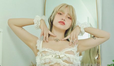 Sab Sangria model naked pics