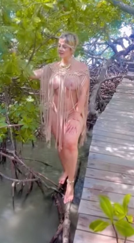 leather leggings onlyfans perfect images