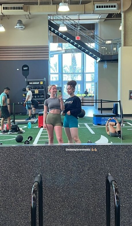 Stacey Ryan perfect star image