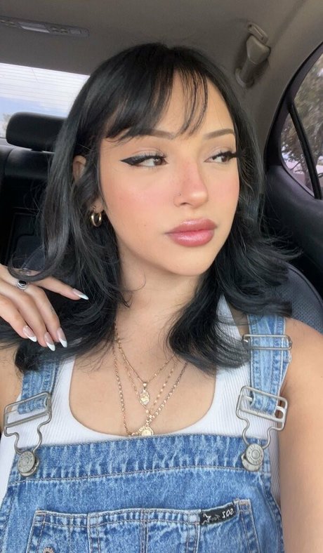 Erotiicaaa nice model pictures