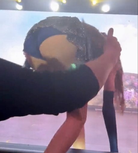 Madison Beer star porn gallery