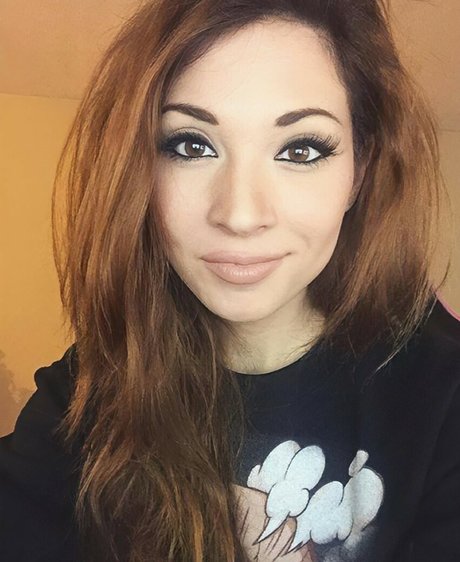 milf yoga onlyfans free naked pic