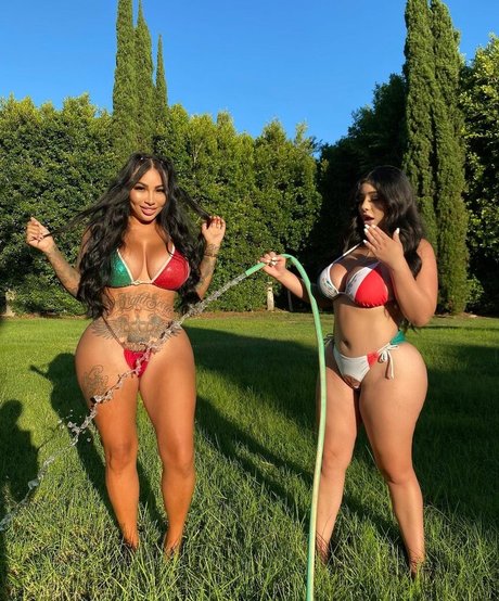 JessGotJugs star hot archive