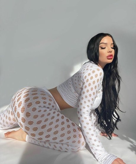 mature onlyfans beautiful naked pics