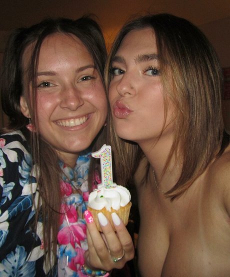 seerahb2 porn model photo