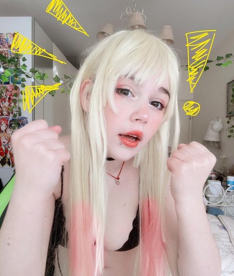 emquizii hd actress pic