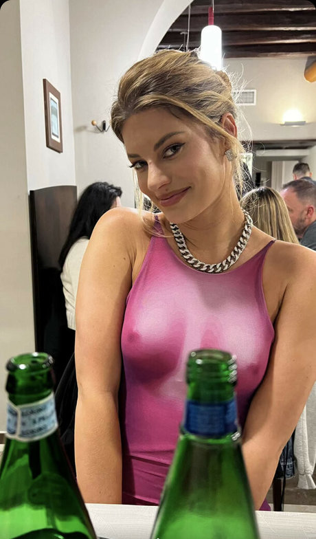 Hannah Stocking pornographic model pic