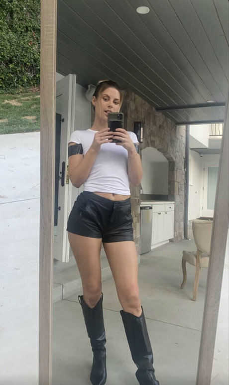 Hannah Stocking pornstar erotic galleries