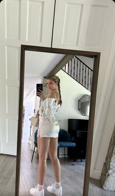 Hannah Stocking model adult galleries