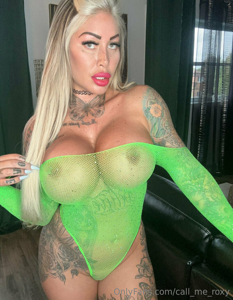Callme Roxy star erotic photos