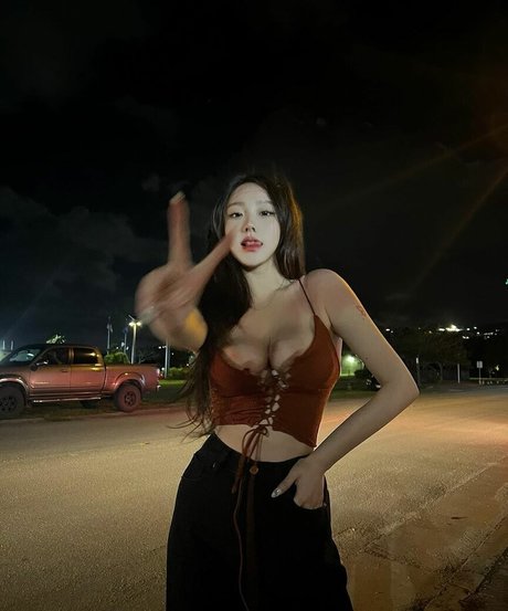 40 years old onlyfans sexy naked image