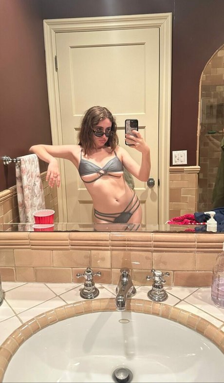 nude strip onlyfans sex gallery