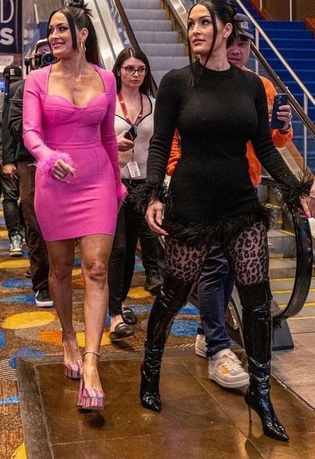 40 years old onlyfans exclusive photos