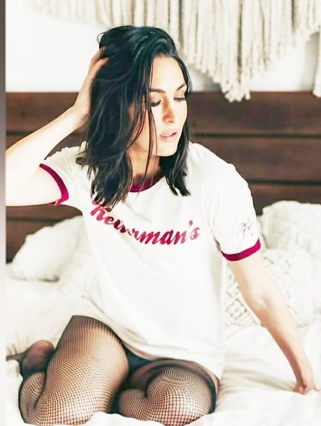 The Bella Twins_ star pretty pic