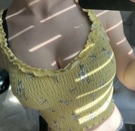 Emmia pornographic star pictures