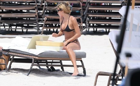 big dildo onlyfans art naked img