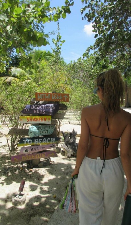 anal masturbation onlyfans art naked pic