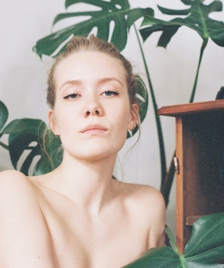 blonde small tits onlyfans hd archive