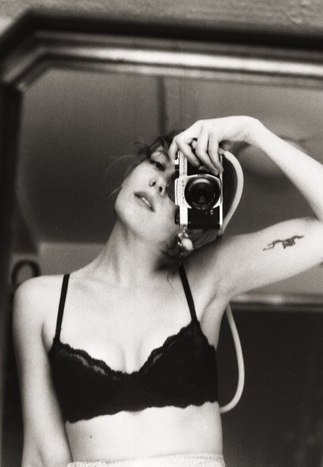 bisexual couple onlyfans free nude pictures