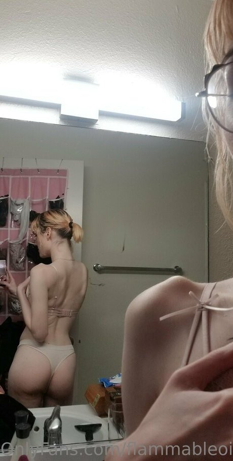 Claire Tennebrarum model sex archive