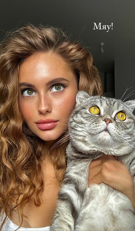 Angelina Borshchevskaya porn model gallery