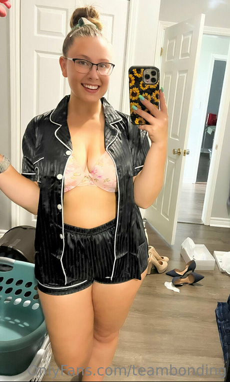 Teambonding model perfect pictures